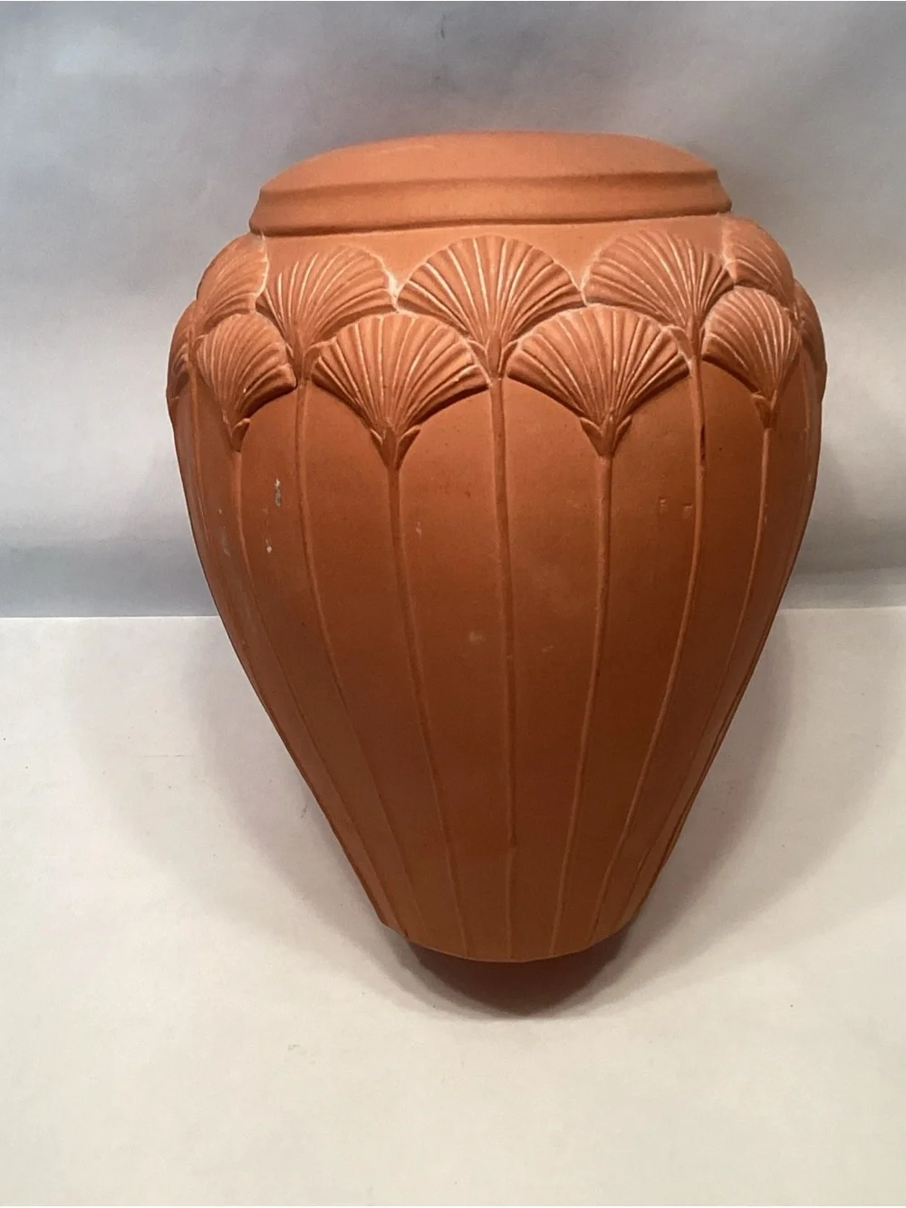 Vintage Laslo Mikasa Vase Gingko Leaf Or Lotus Flower Glazed Interior 9” X 6.5”
